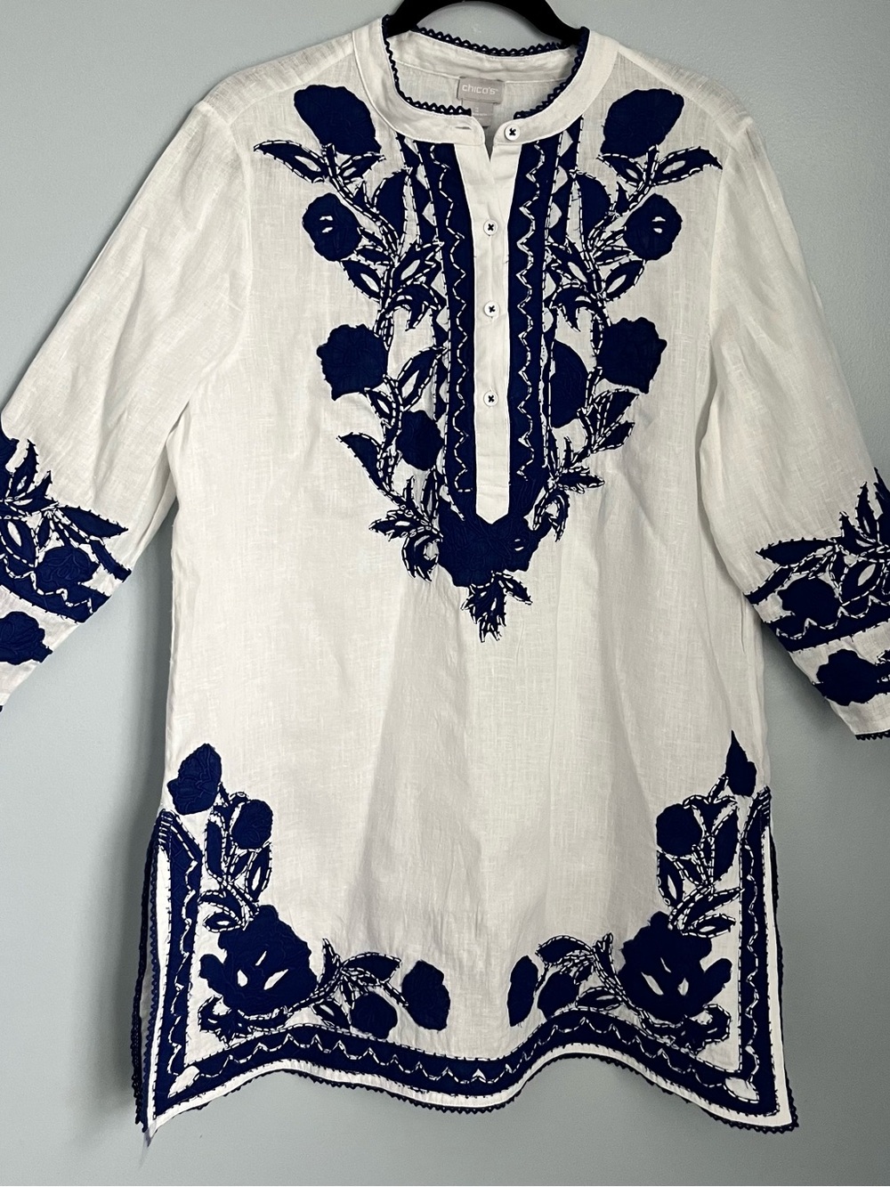 Chico Embroidered Linen Tunic Blouse White & Royal Blue 3/4 Sleeve Size 2